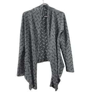 Colori gray medium open sweater. Excellent condition